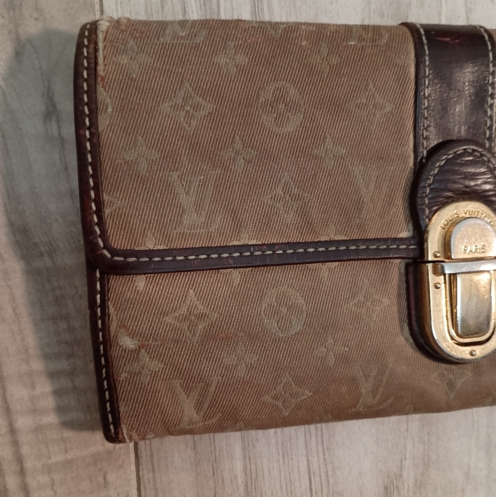 Louis Vuitton Monogram Mini Porte Feuille Sarah Long Bifold Wallet - Picture 2 of 15